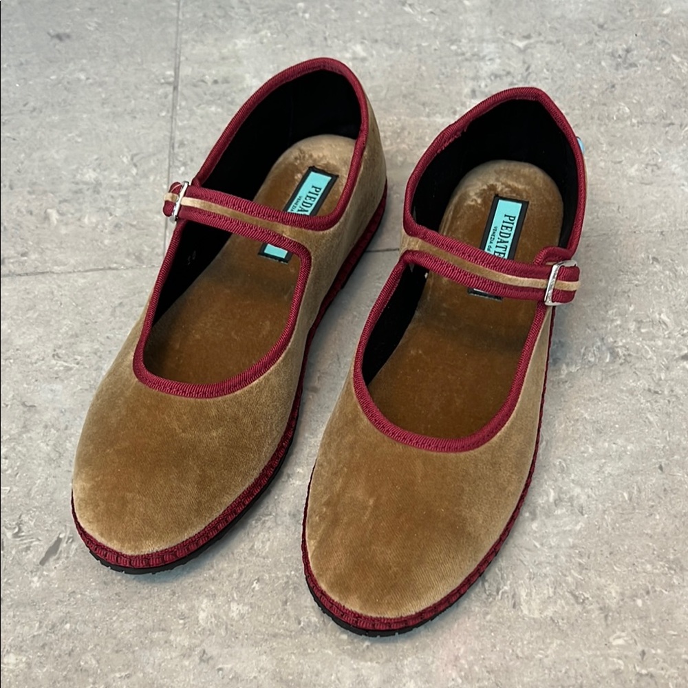 Piedaterre Venezia Venetian Friulane Mary Jane Flats in Cotton Velvet Two-tone